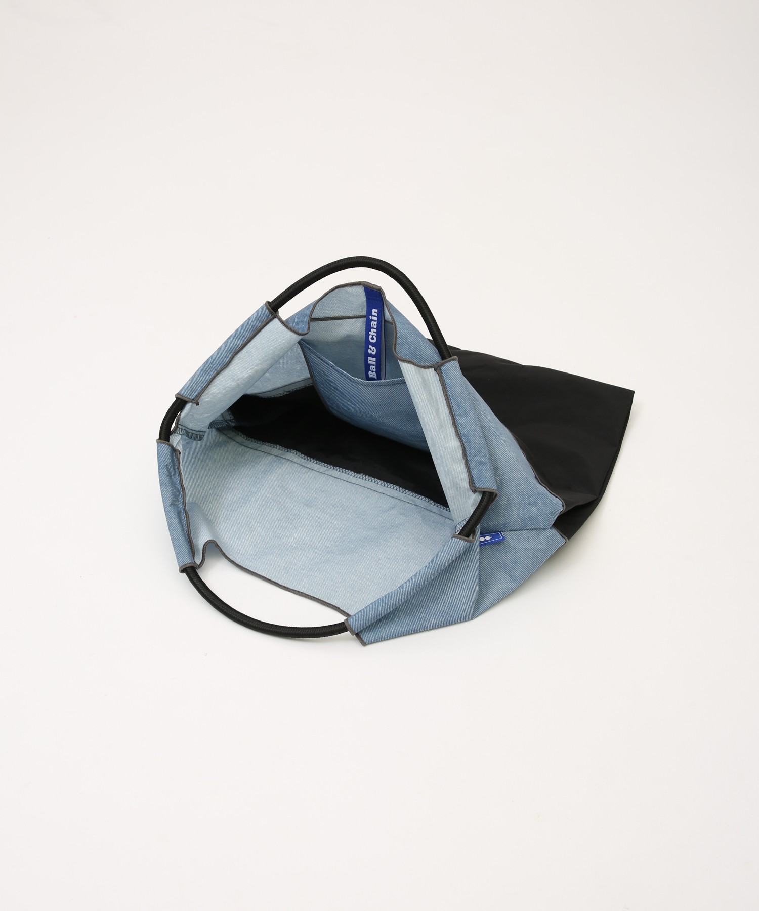 Bicolor Model (M)