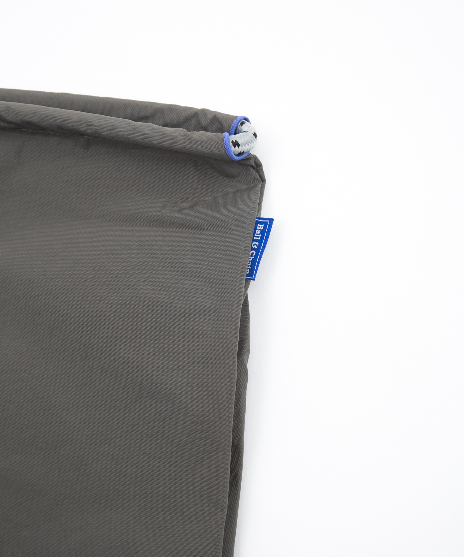 B.IT TAKES ALL SORTS (L)