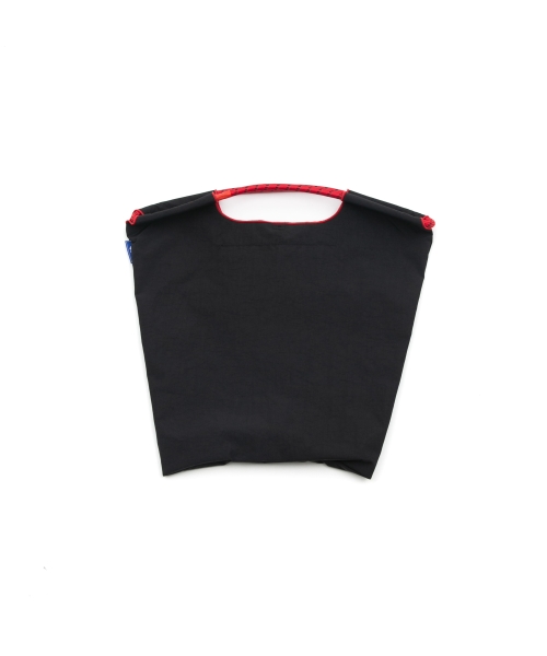 LISA LARSON MIKEY (M)