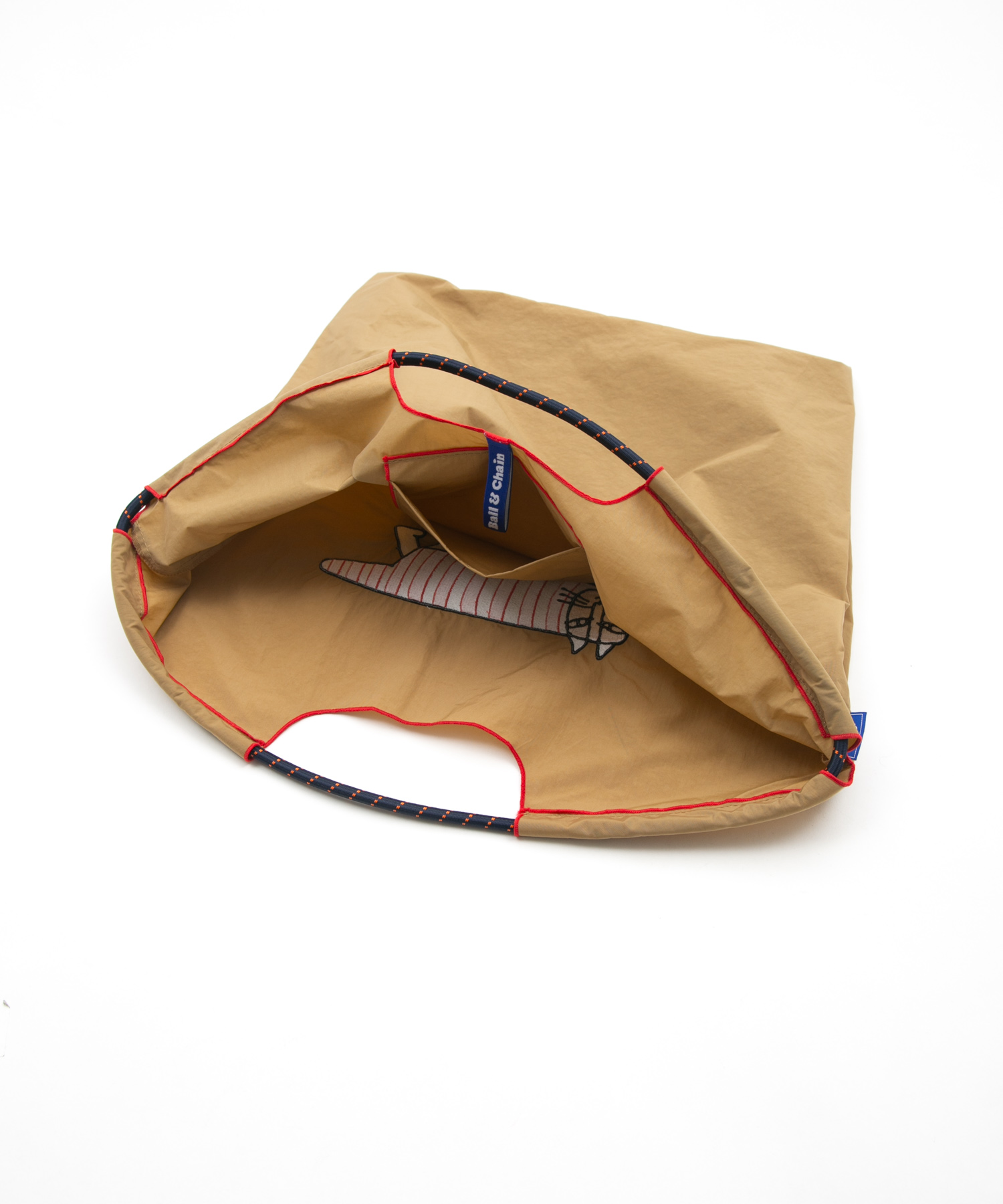 LISA LARSON MIKEY (L)