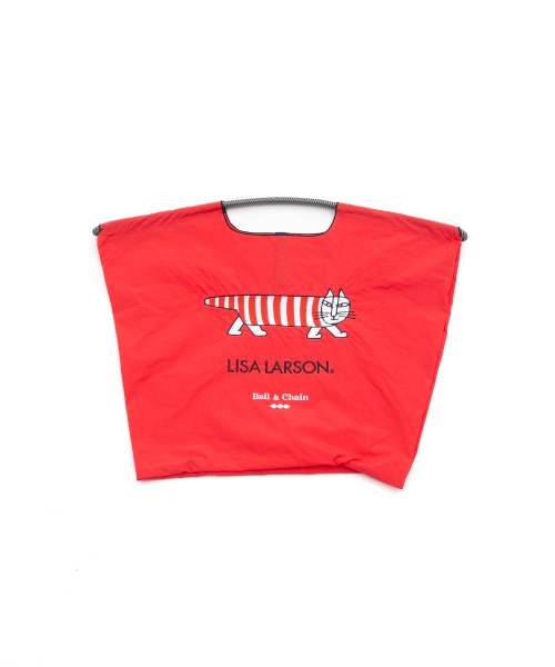 LISA LARSON MIKEY (L)