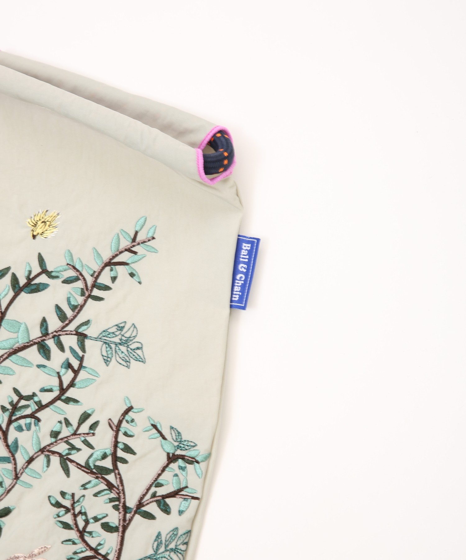 S.H SILHOUETTE TREE(M)