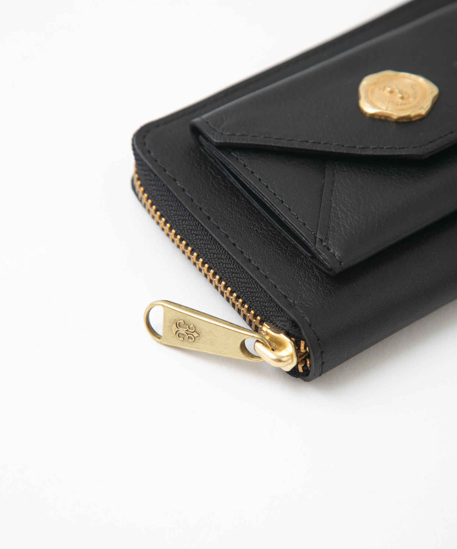 ラウンドファスナーウォレット