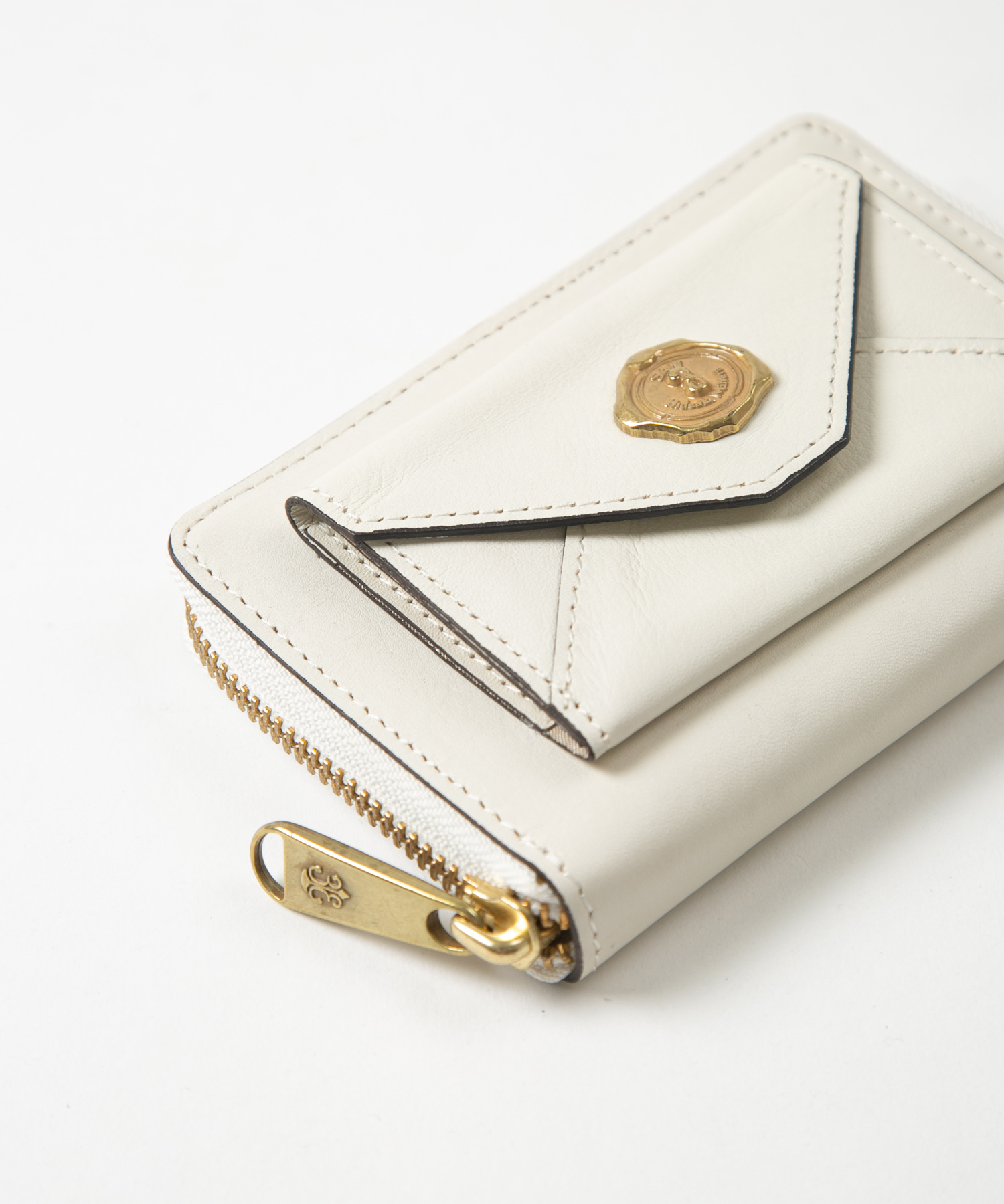 ラウンドファスナーウォレット