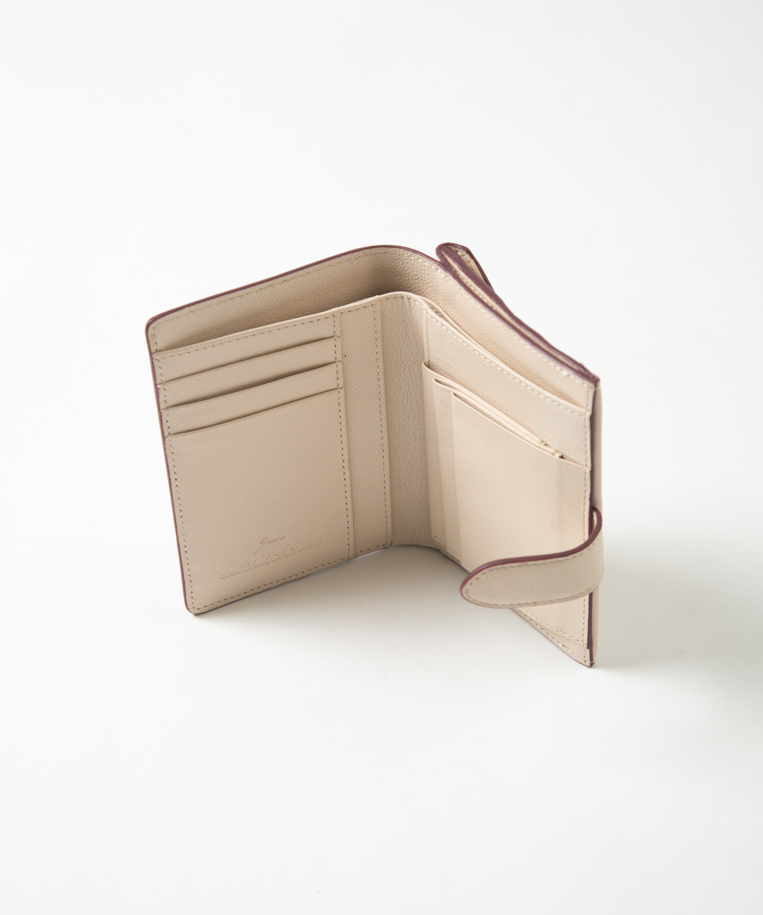 メール型二つ折り財布