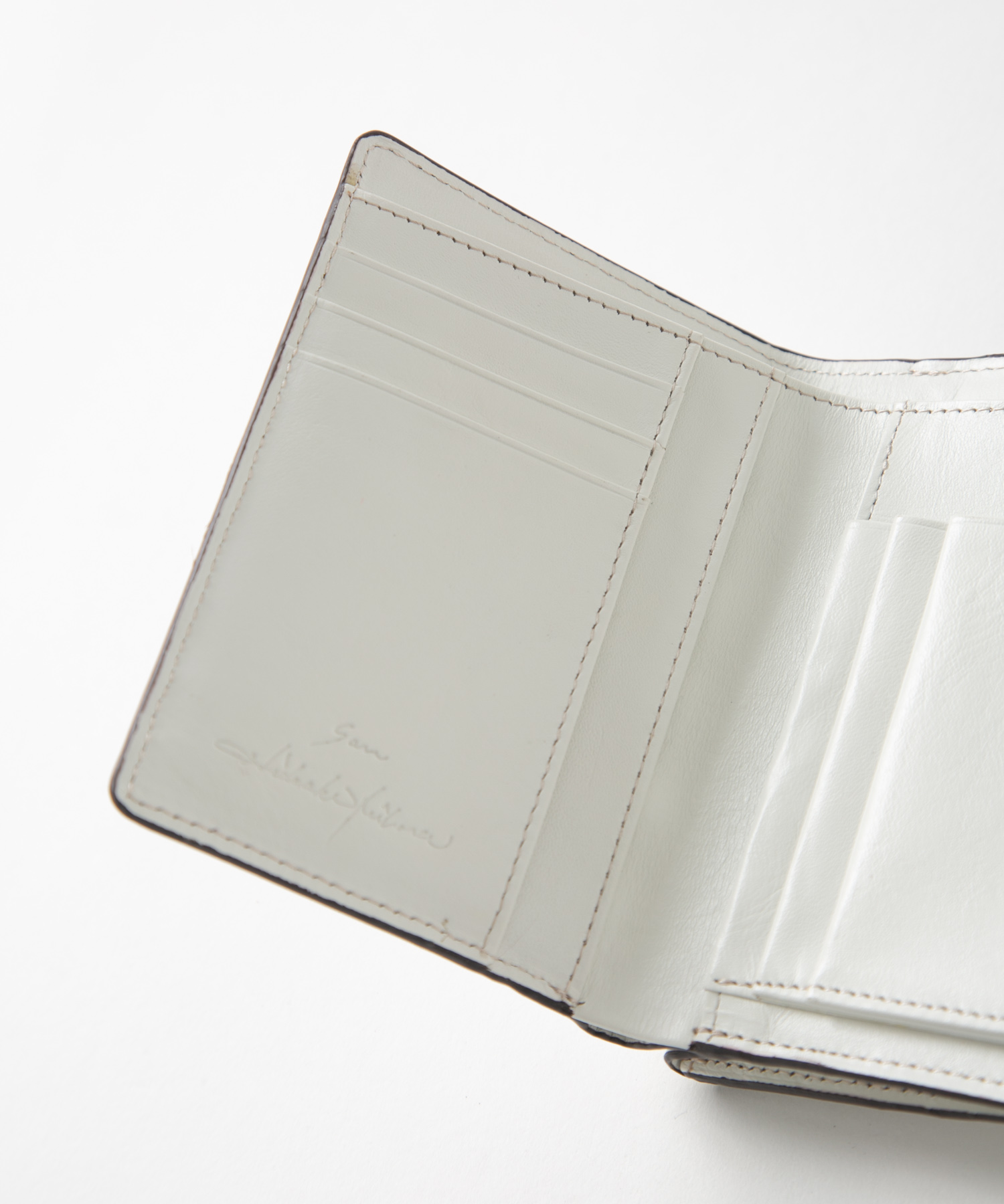 メール型二つ折り財布