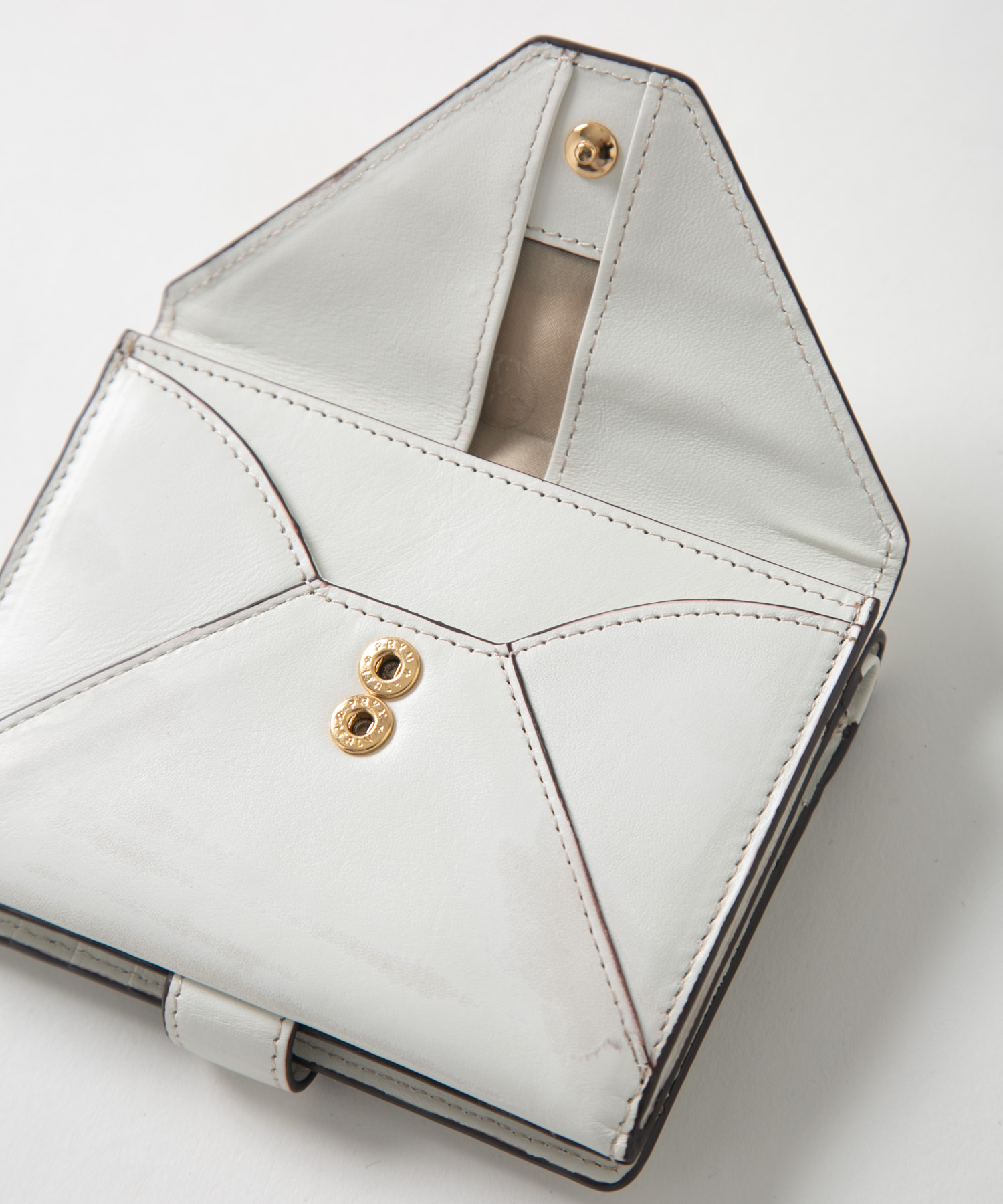 メール型二つ折り財布