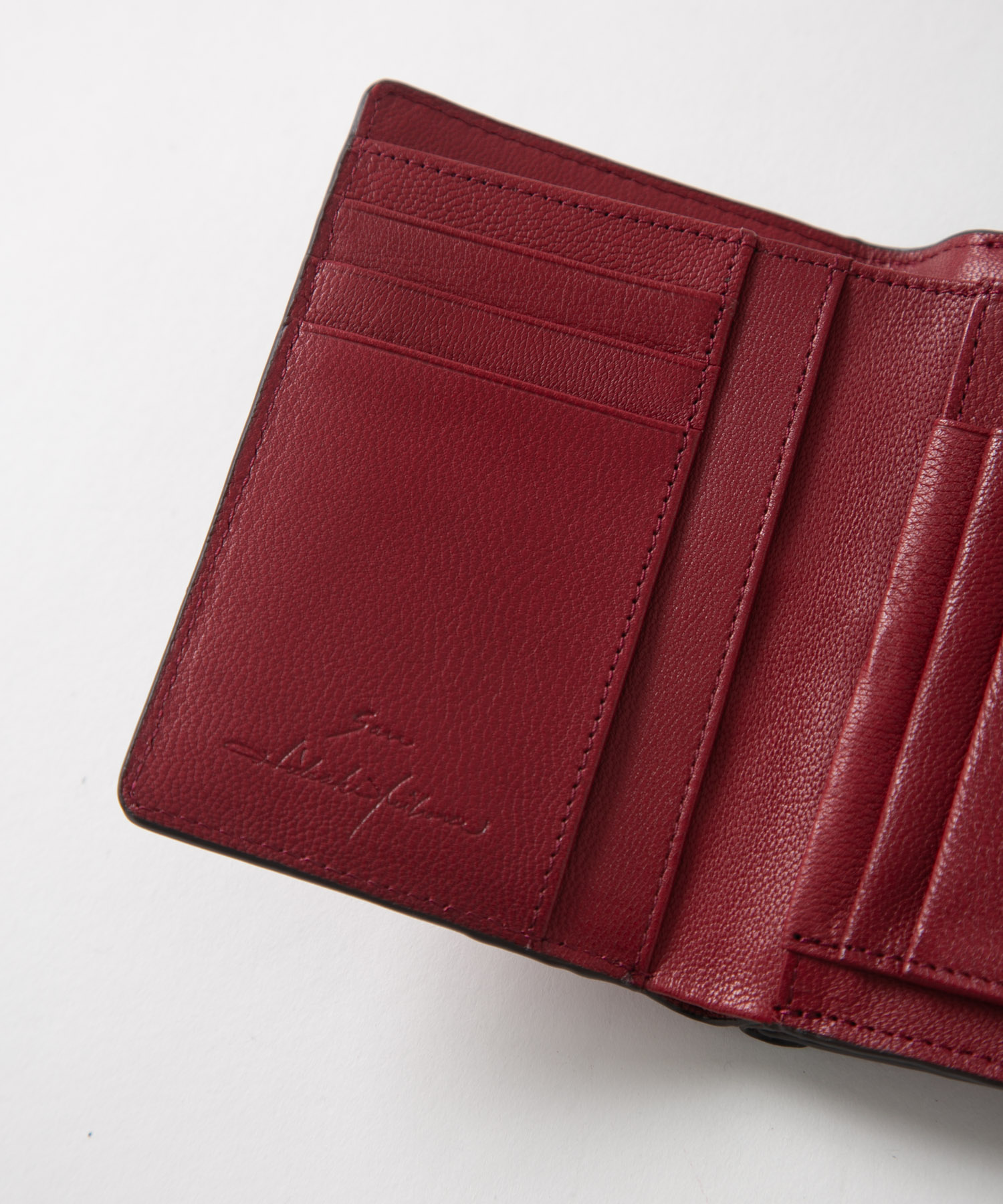 メール型二つ折り財布