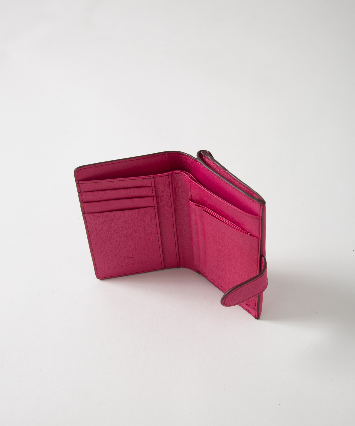 メール型二つ折り財布