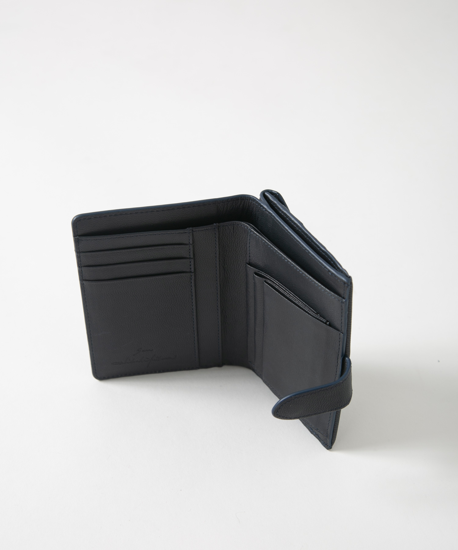 メール型二つ折り財布