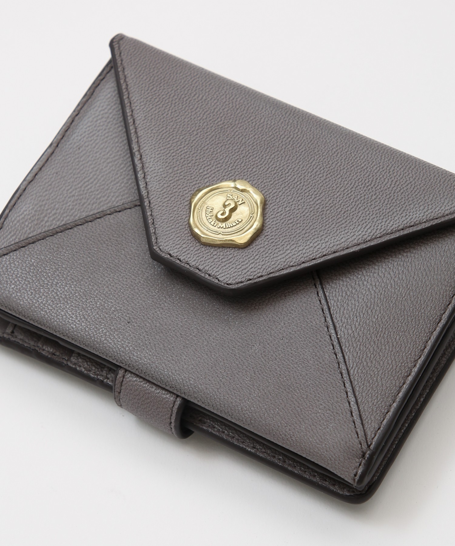 メール型二つ折り財布