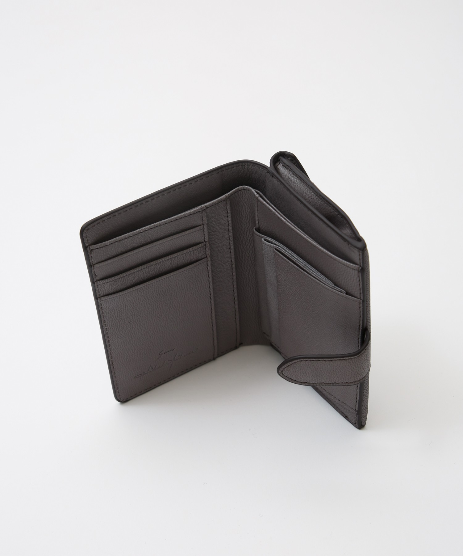 メール型二つ折り財布