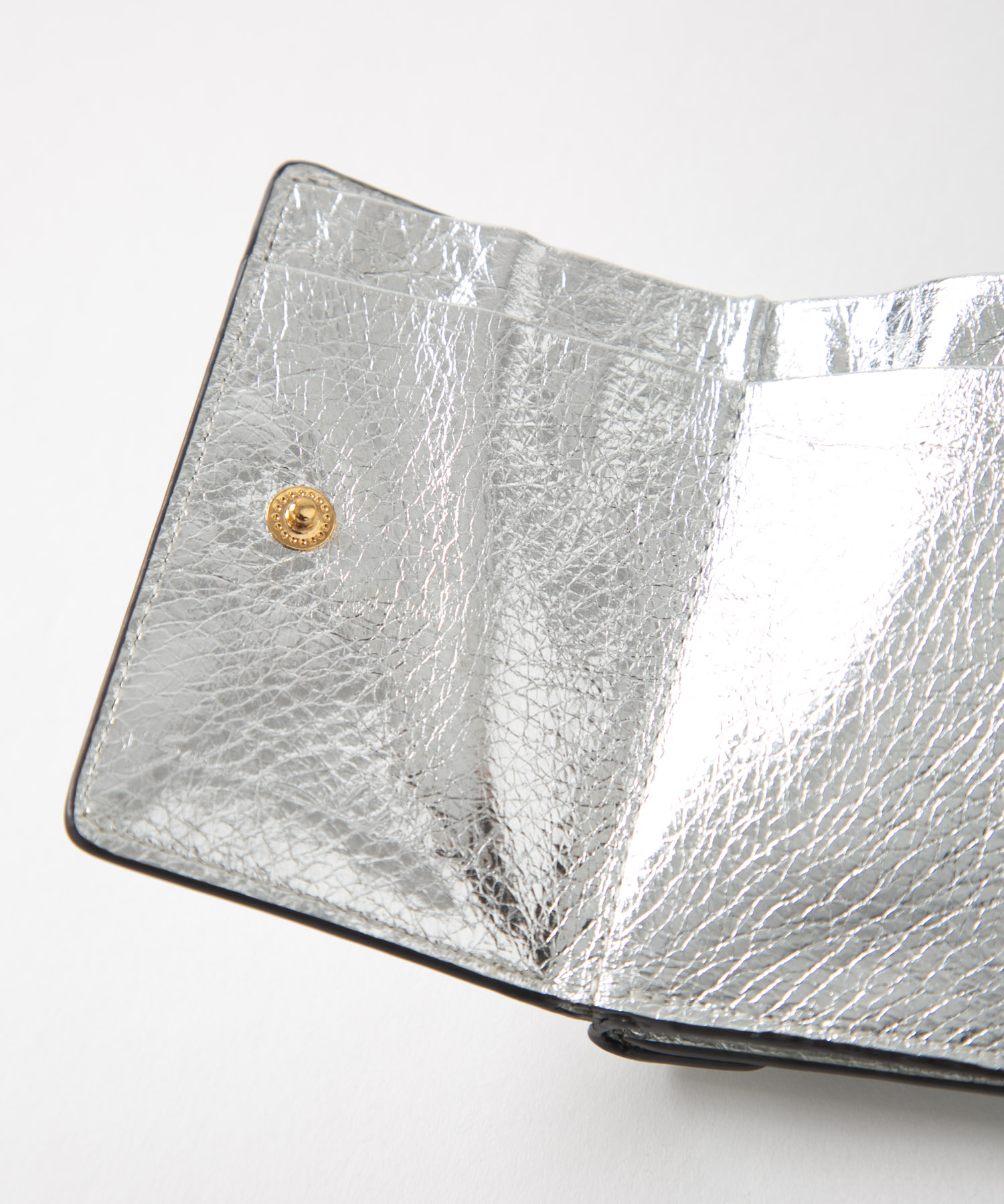 メール型三つ折り財布