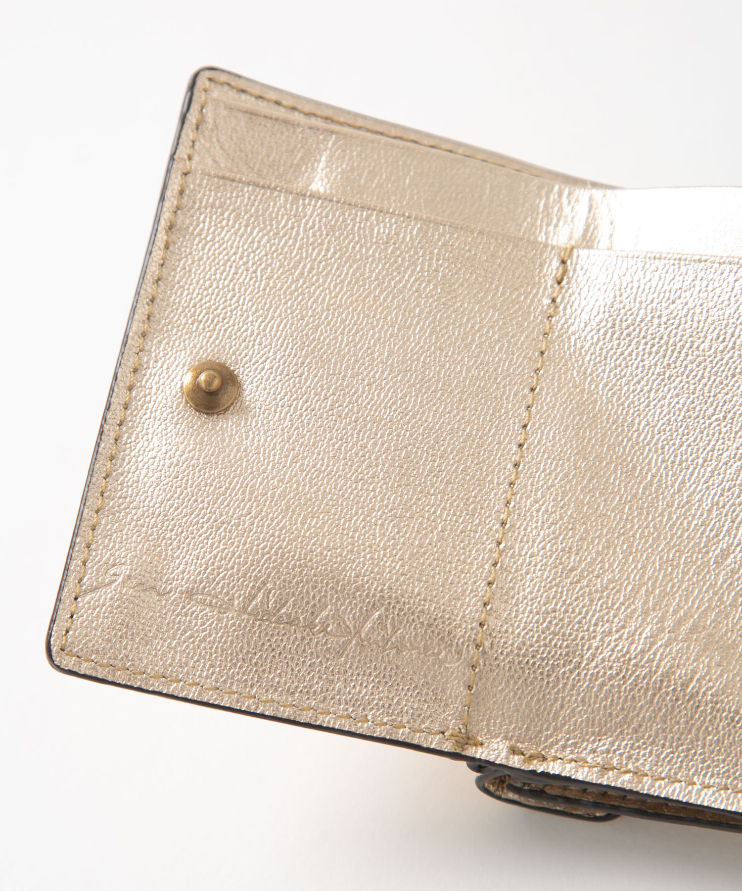 メール型三つ折り財布