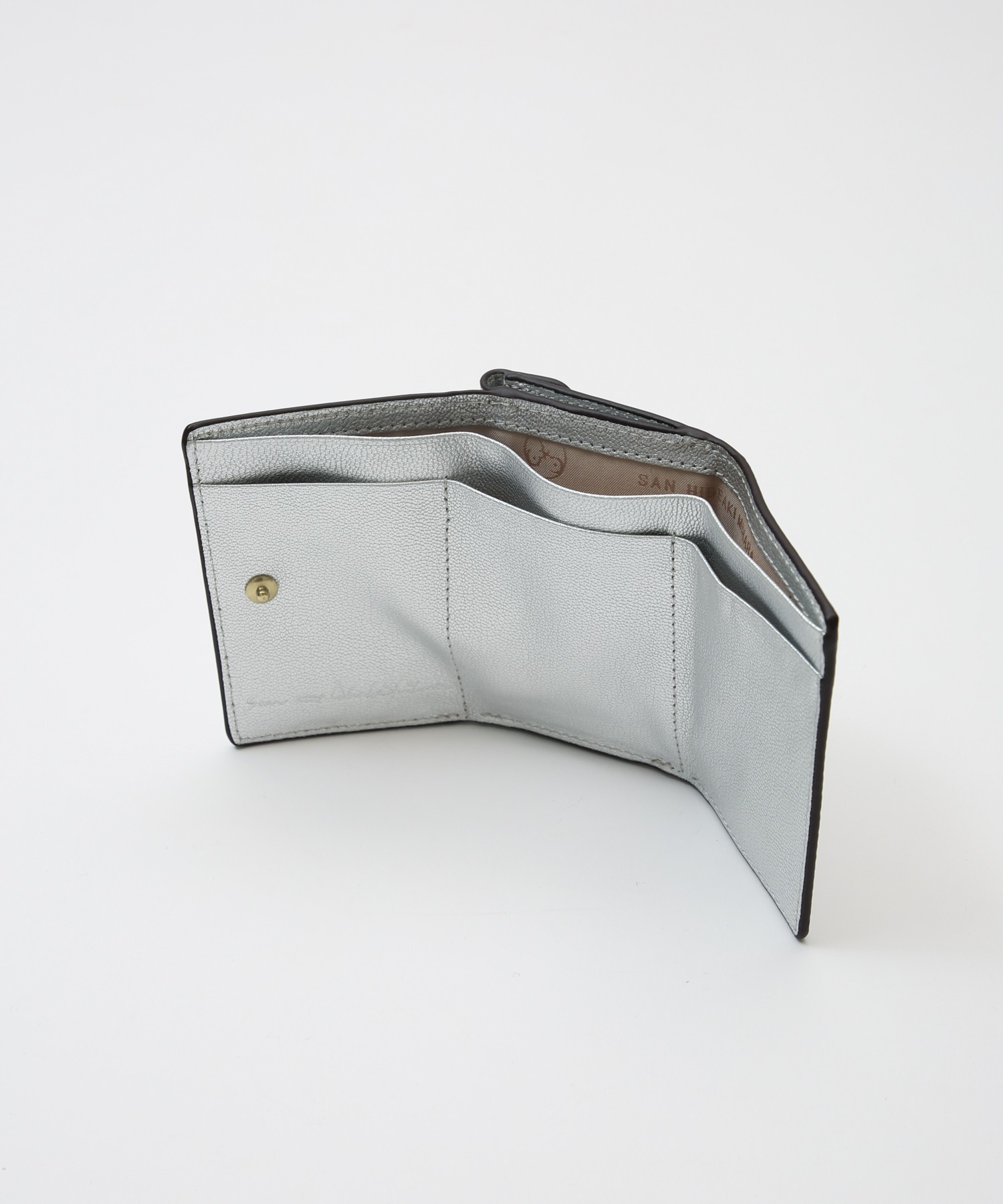 メール型三つ折り財布