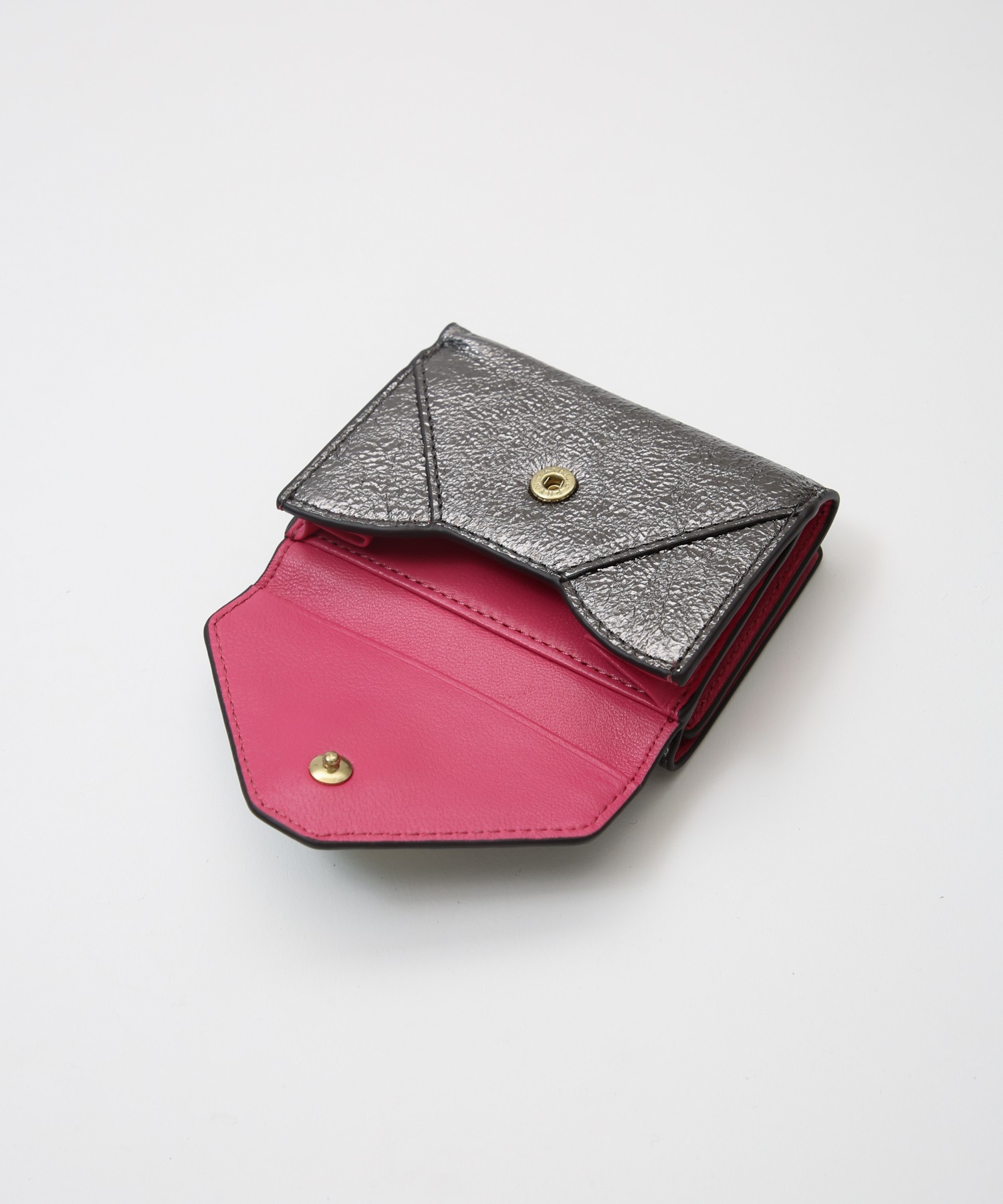 メール型三つ折りミニ財布/レオパード箔押し