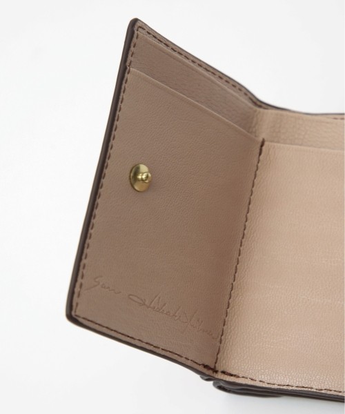 メール型三つ折り財布