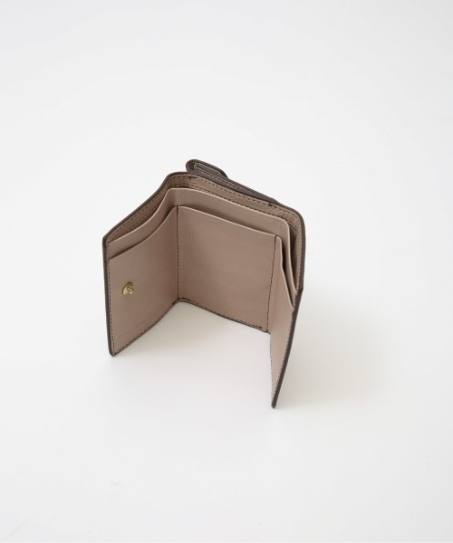 メール型三つ折り財布