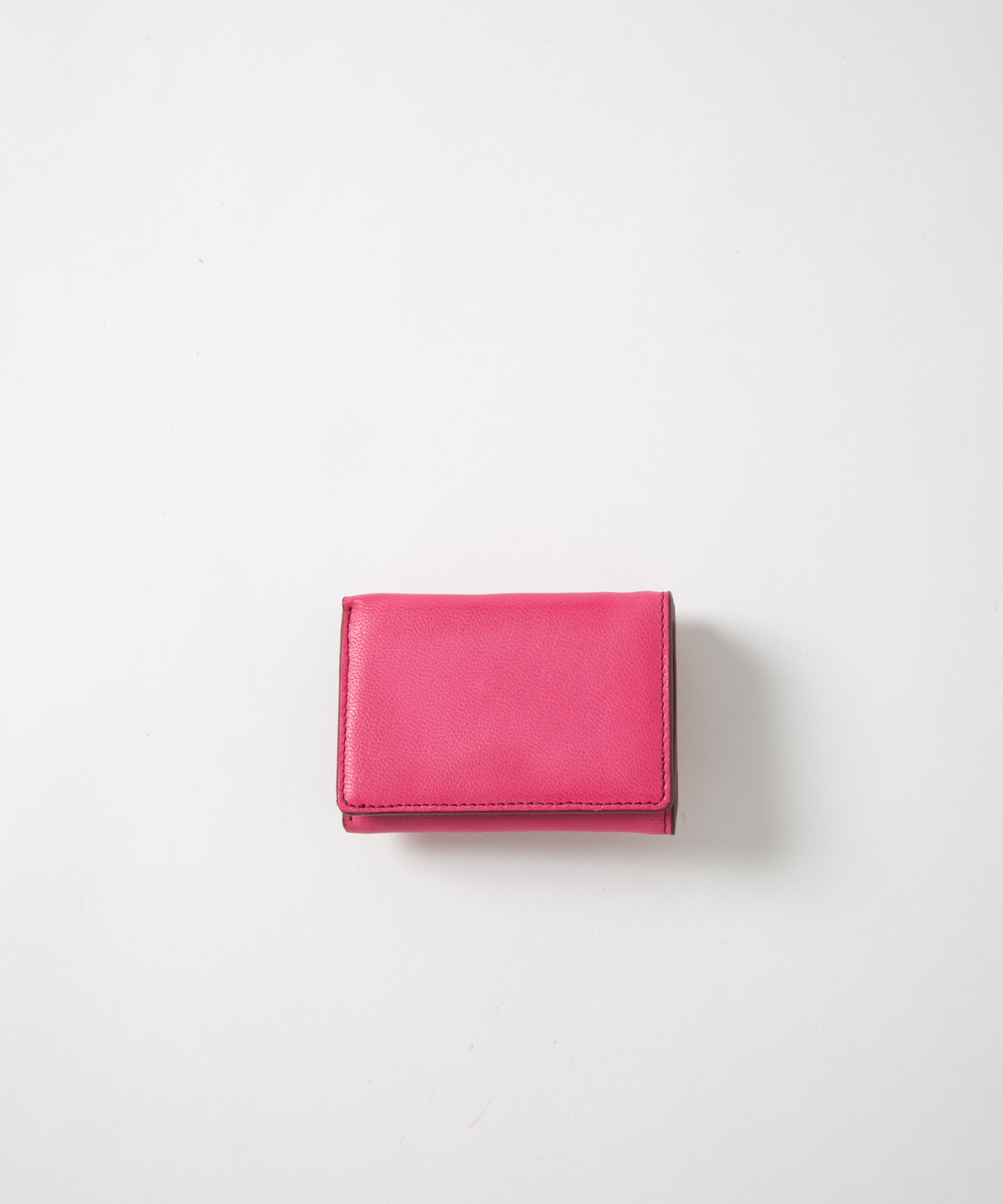 メール型三つ折り財布