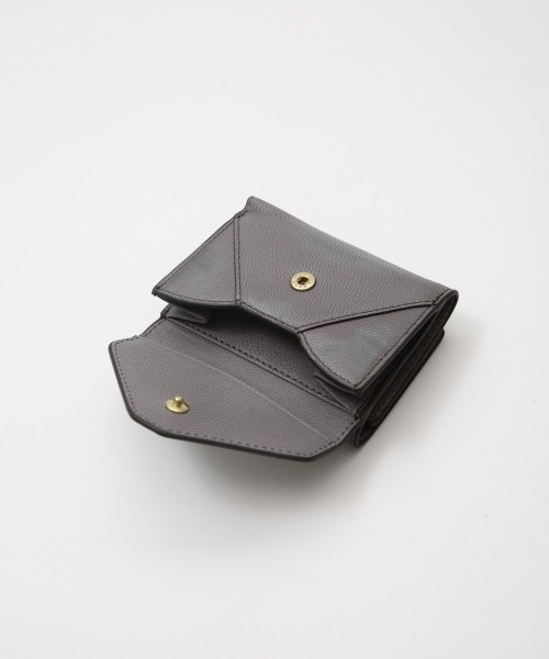 メール型三つ折り財布