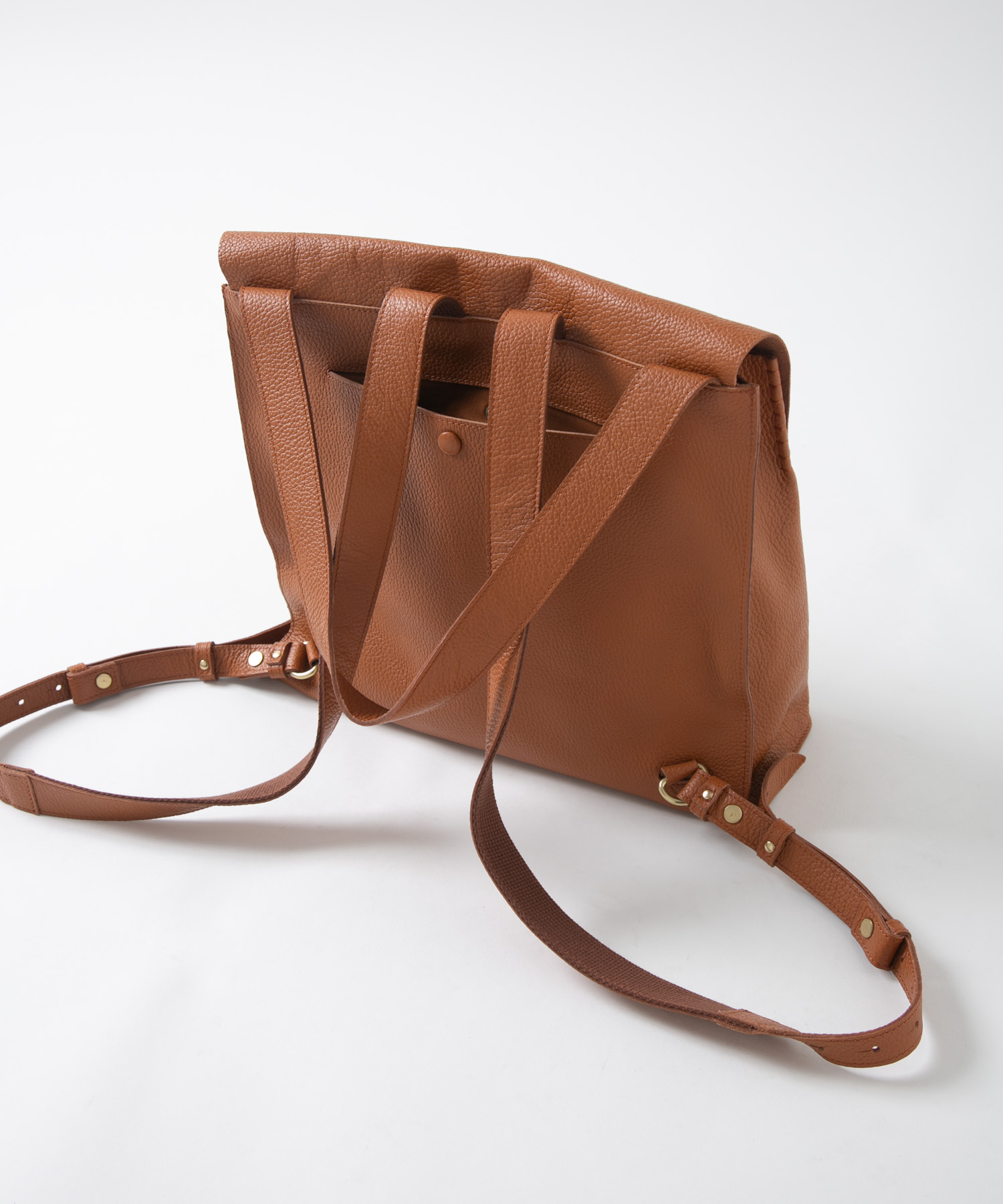 レザーリュックL