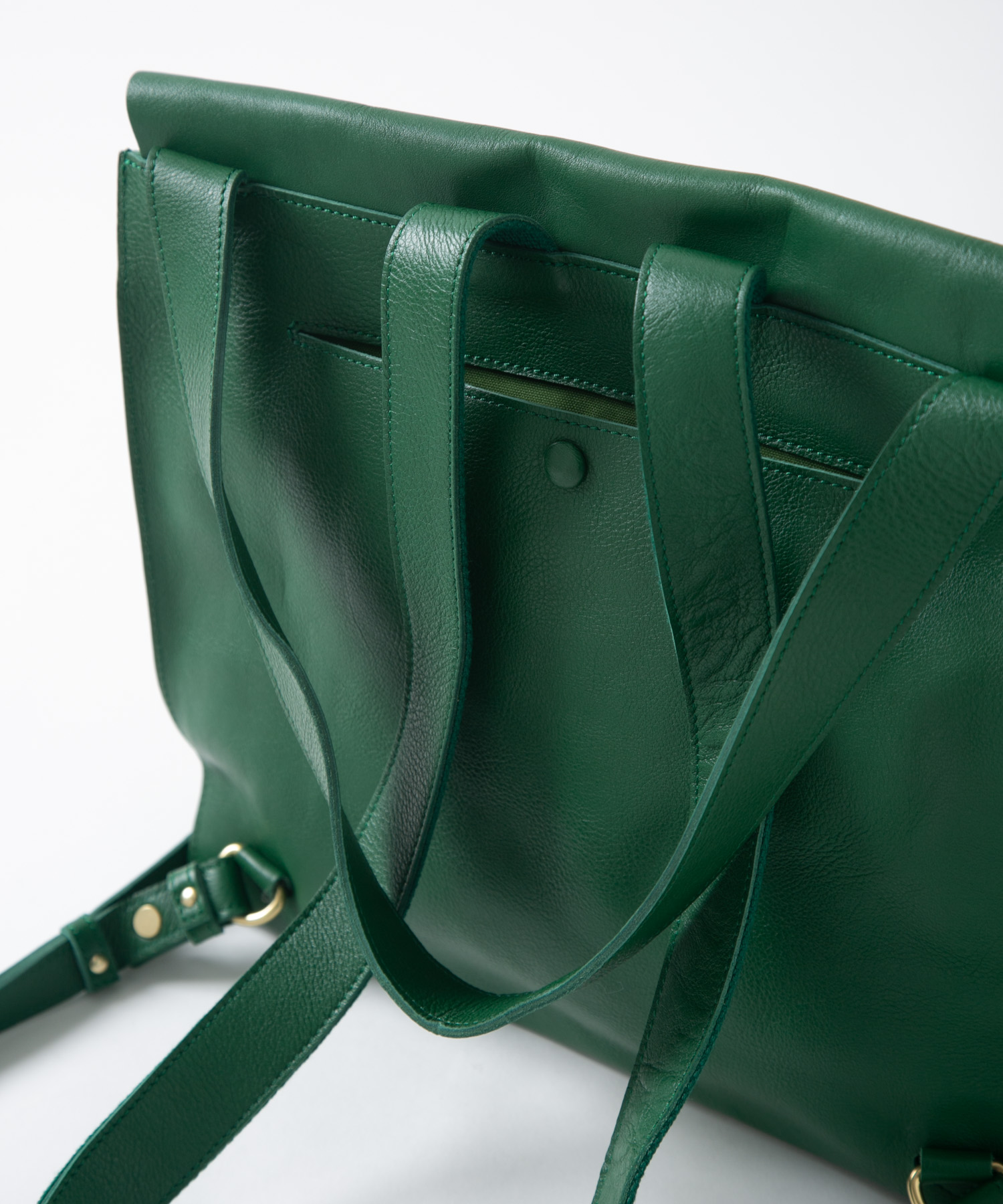 レザーリュックL