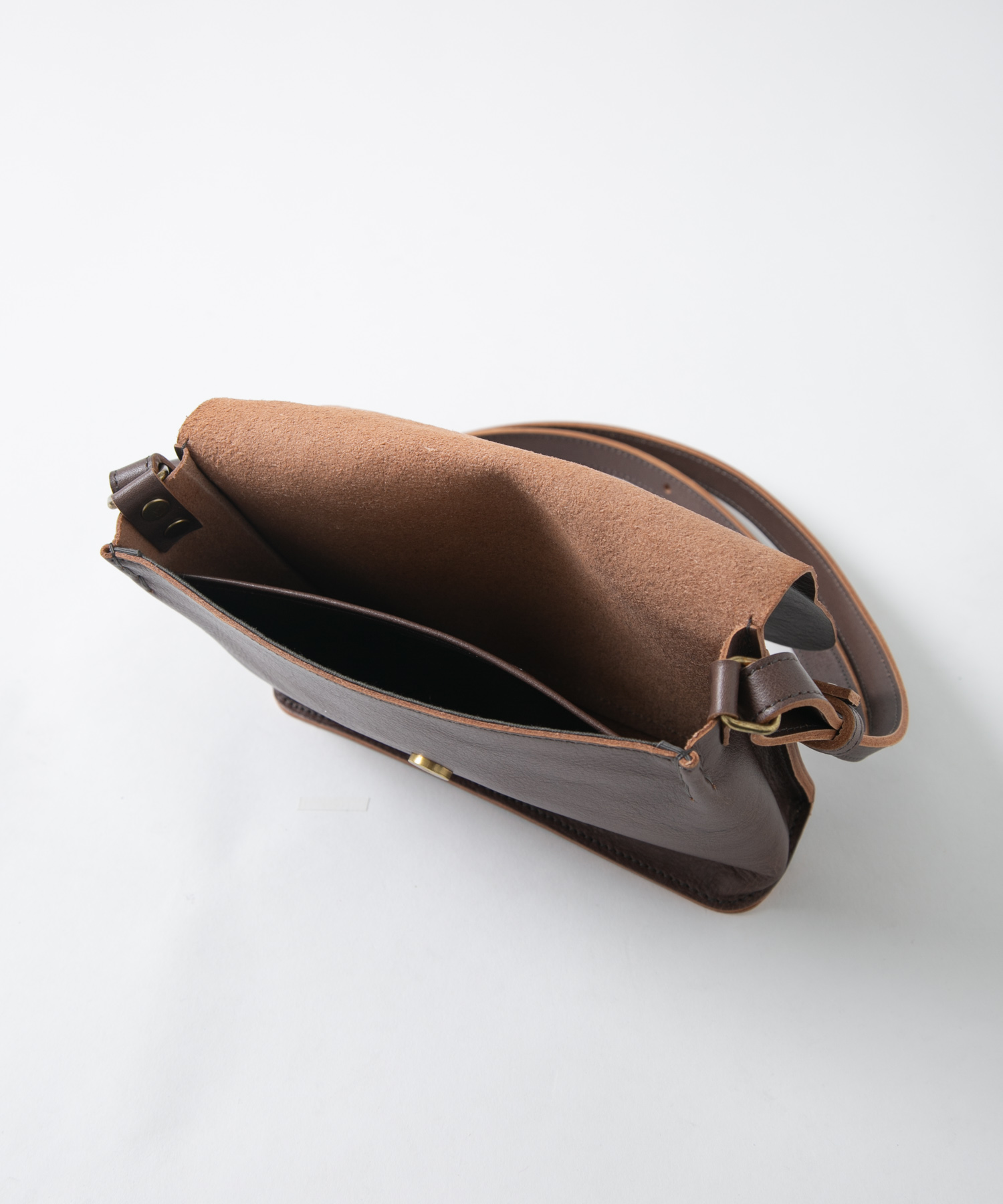 ショルダーポーチ