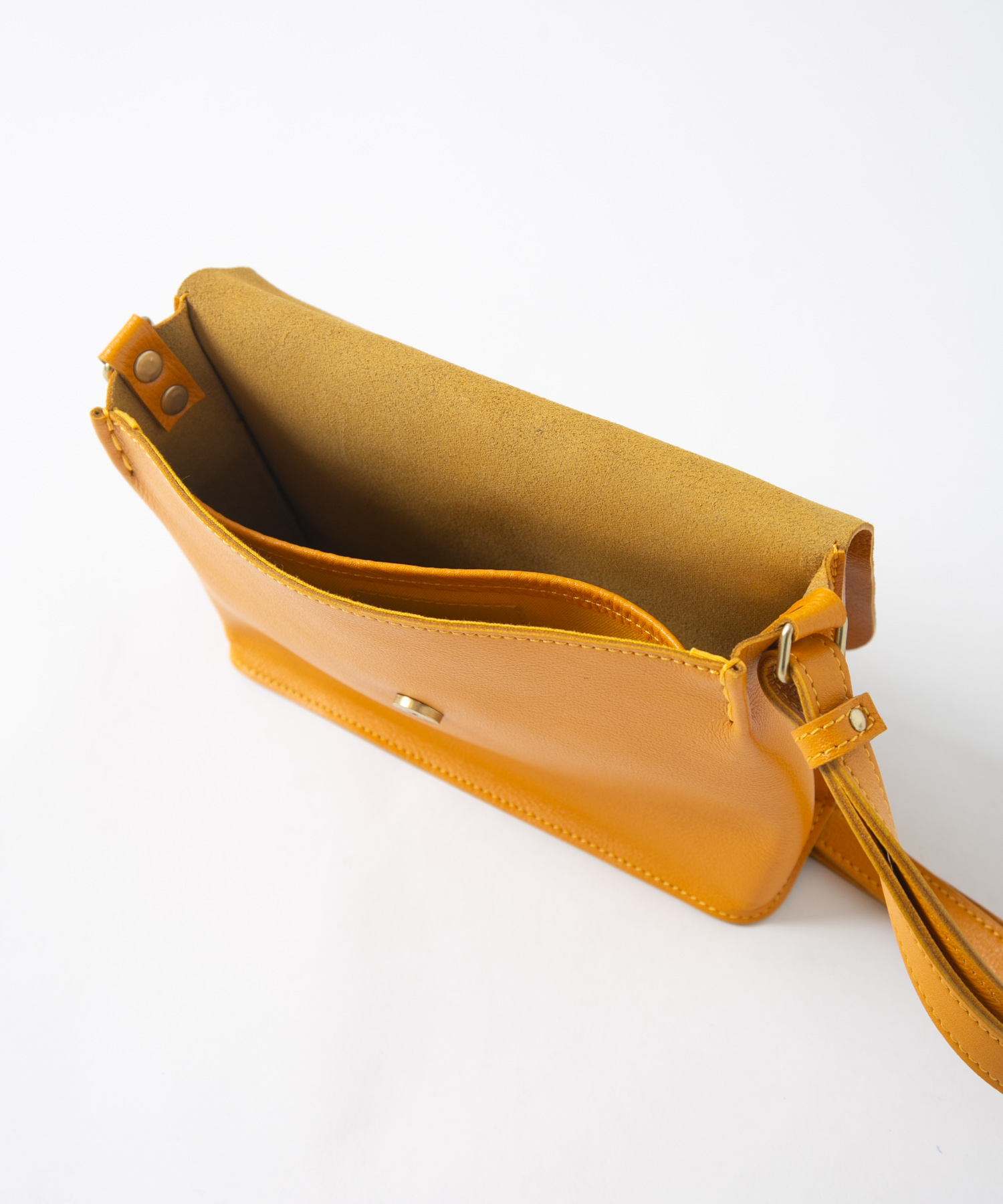 ショルダーポーチ