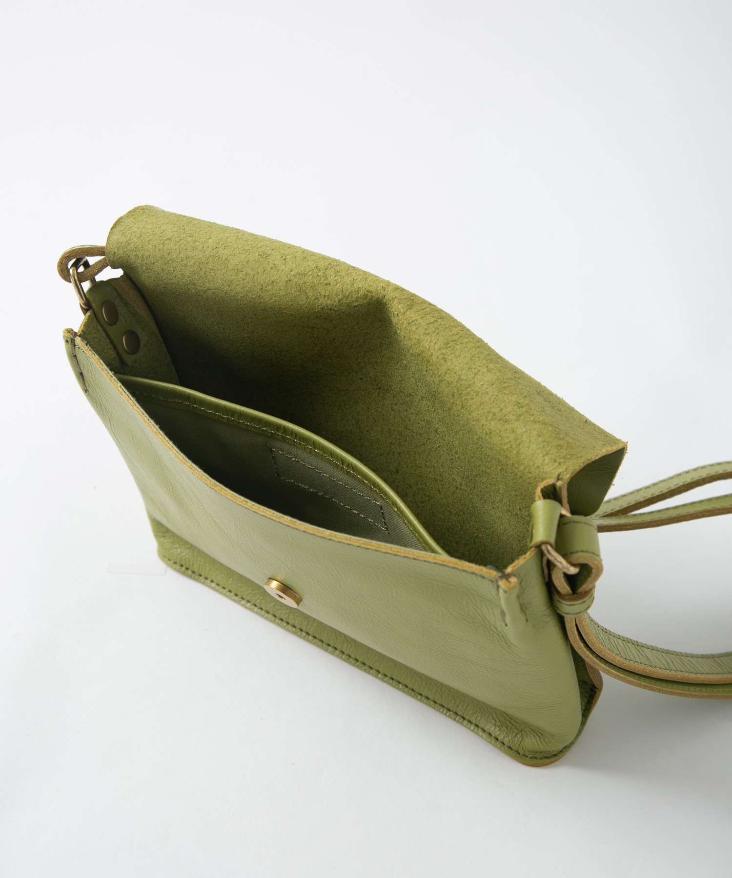 ショルダーポーチ