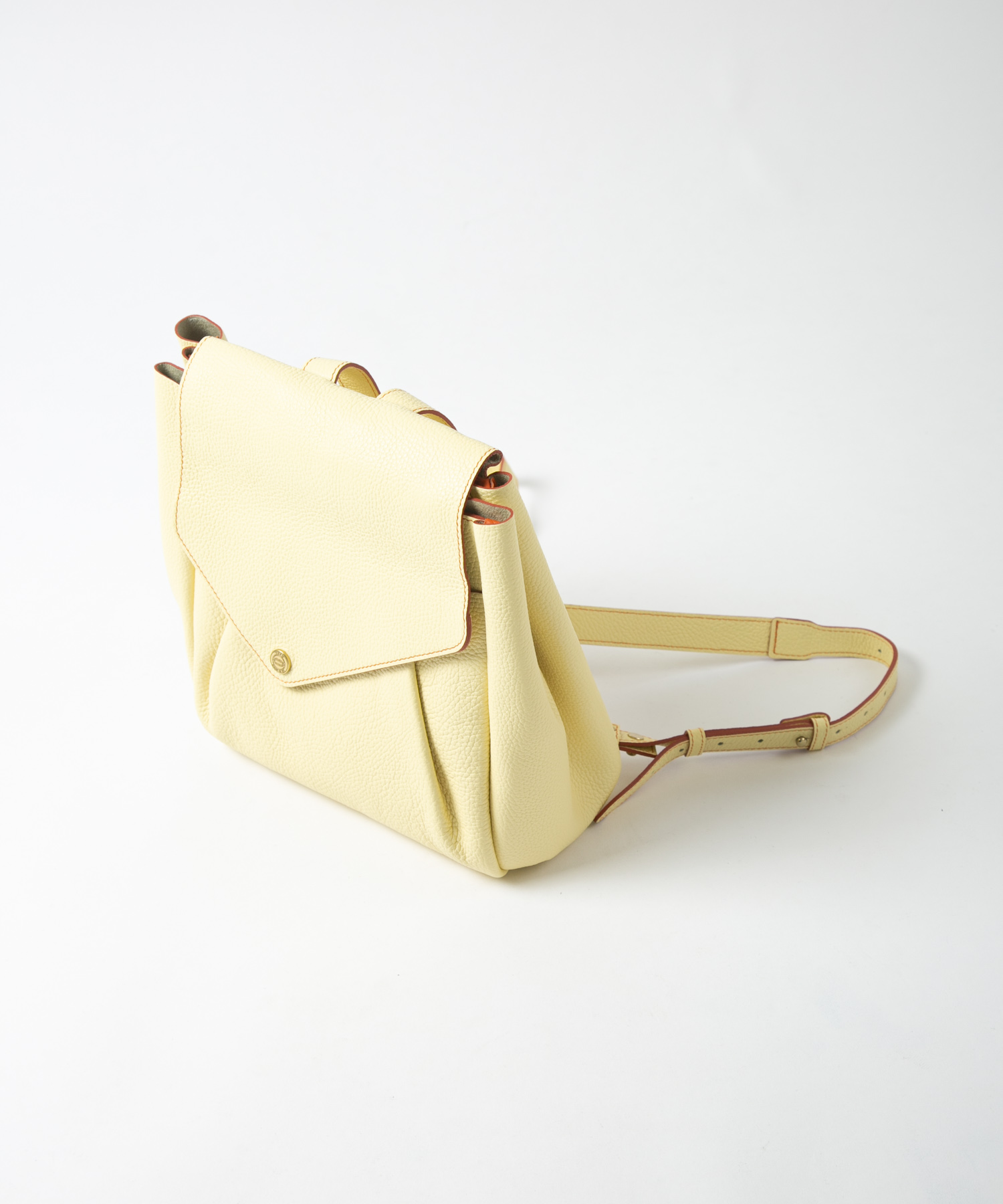 配色レザーリュック