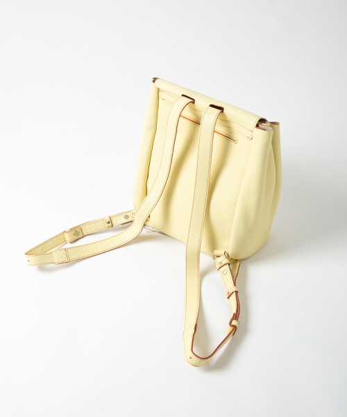 配色レザーリュック