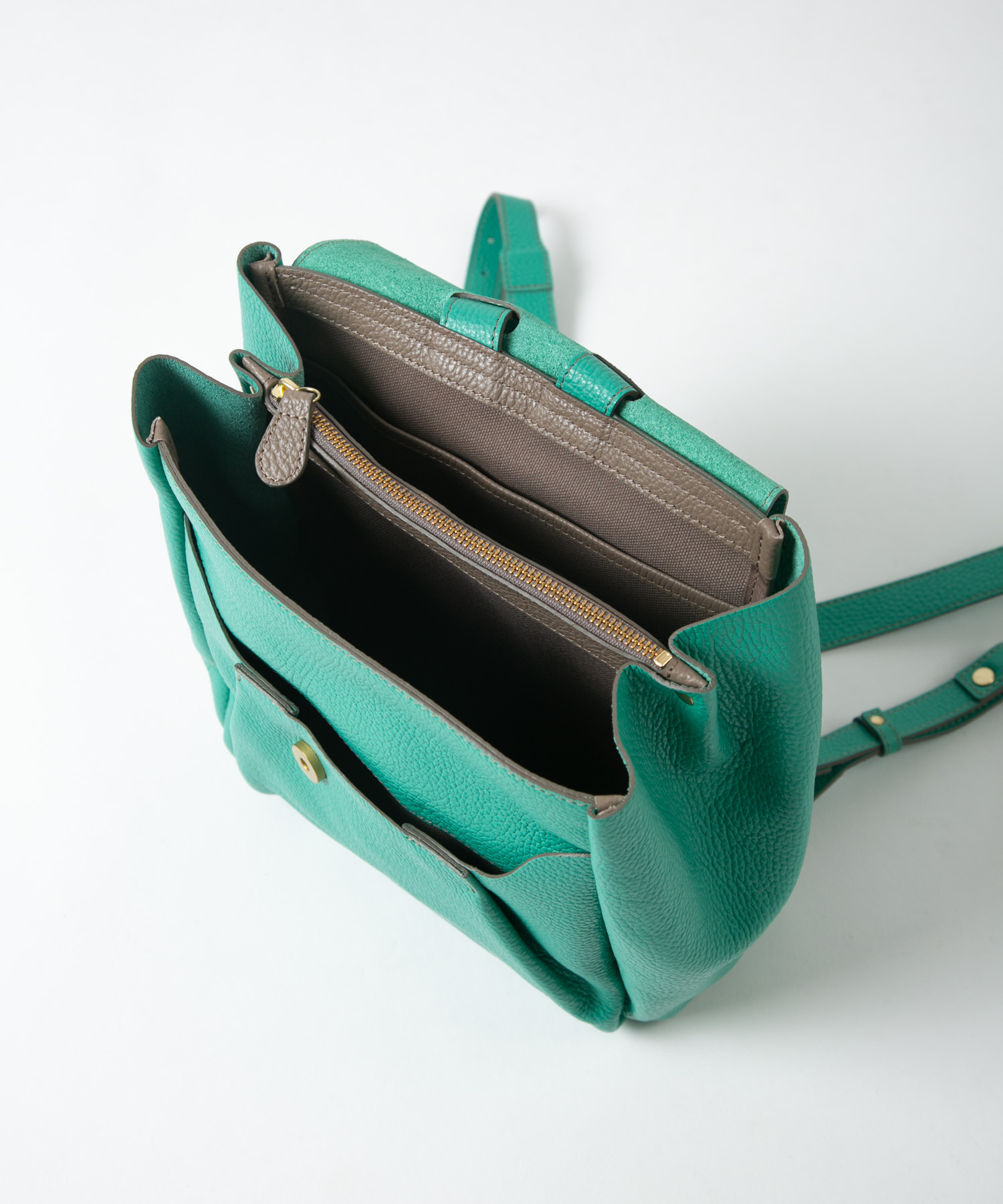 配色レザーリュック