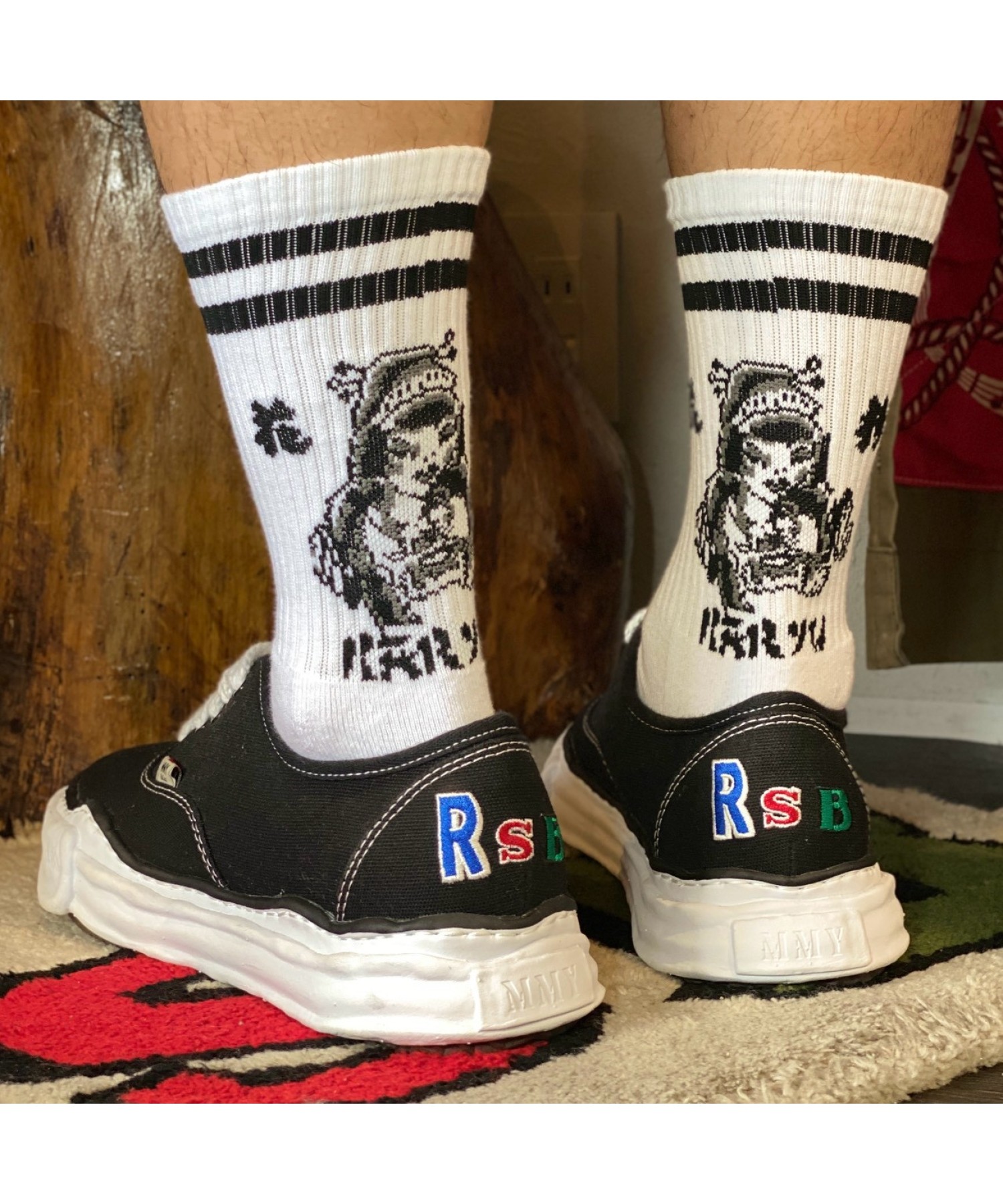 花柳 - KARYU - SOCKS BLACK / WHITE