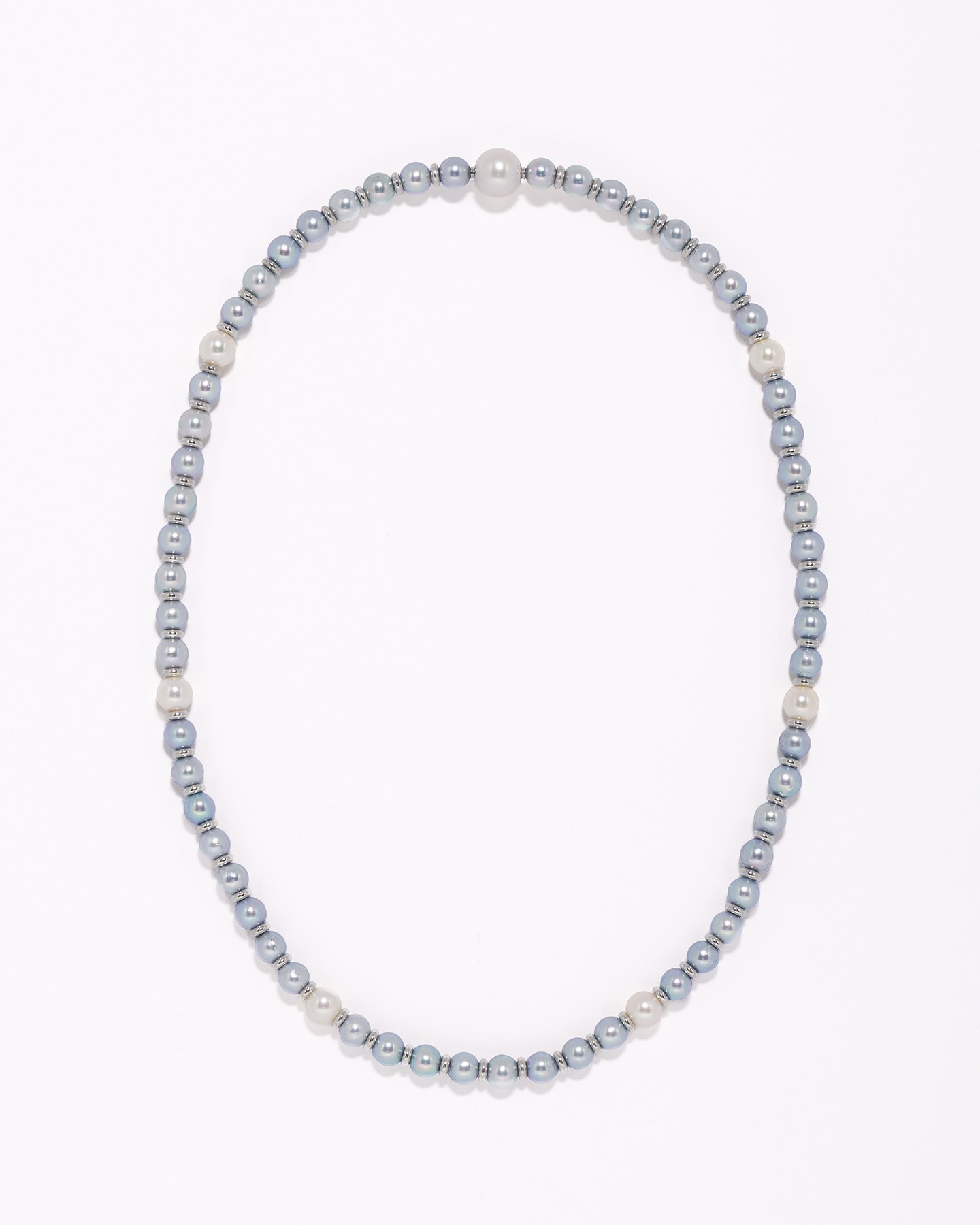 Seamless pearl necklace