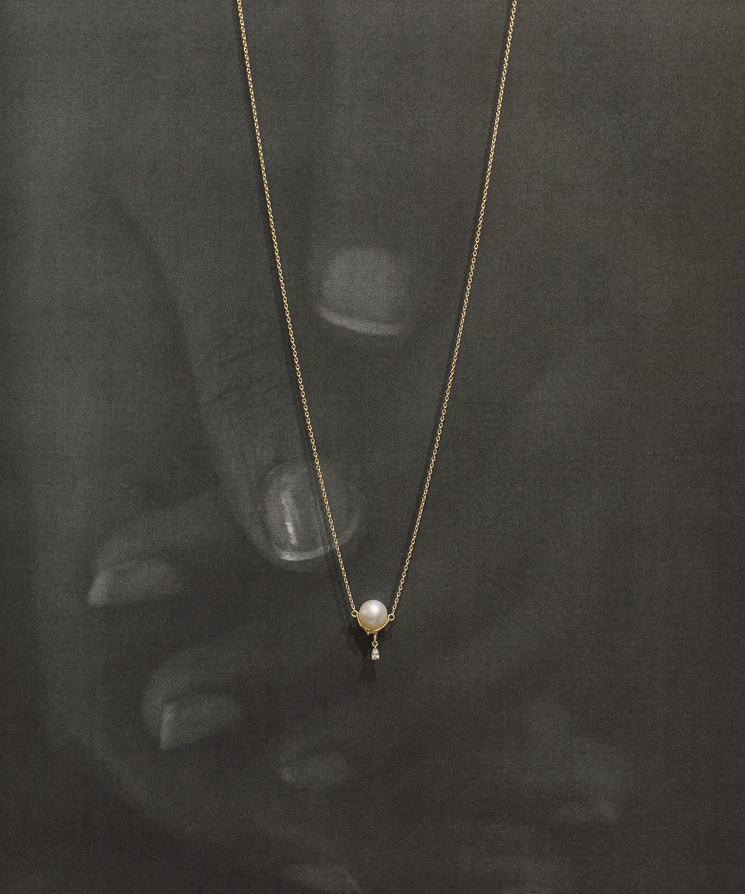 K18 akoya pearl diamond drop neckles