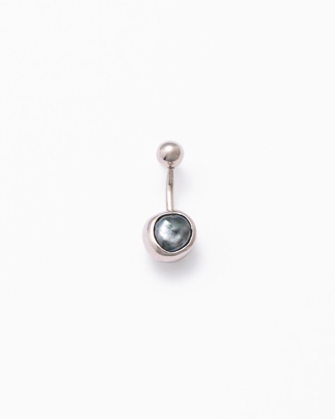 K18WG tahitian keshi pearl body pierce