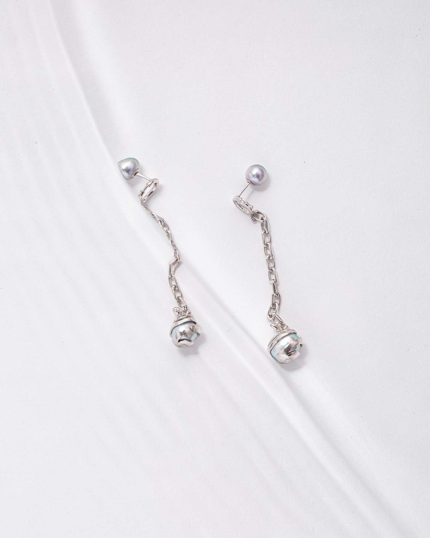 akoya pearl chain ear pierce long-LEFT