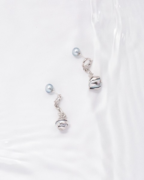 akoya pearl chain ear pierce short-RIGHT