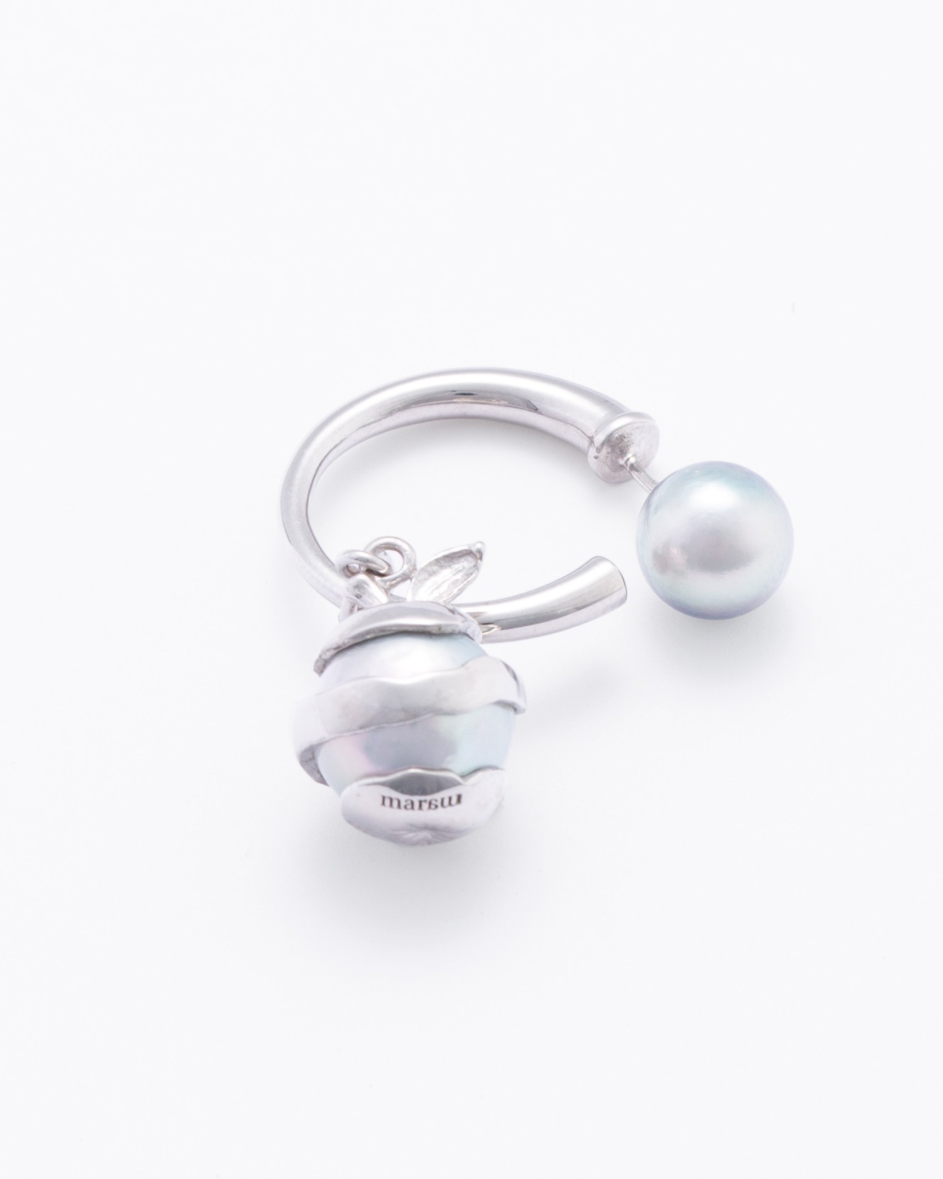 akoya pearl ring ear pierce (one piece)