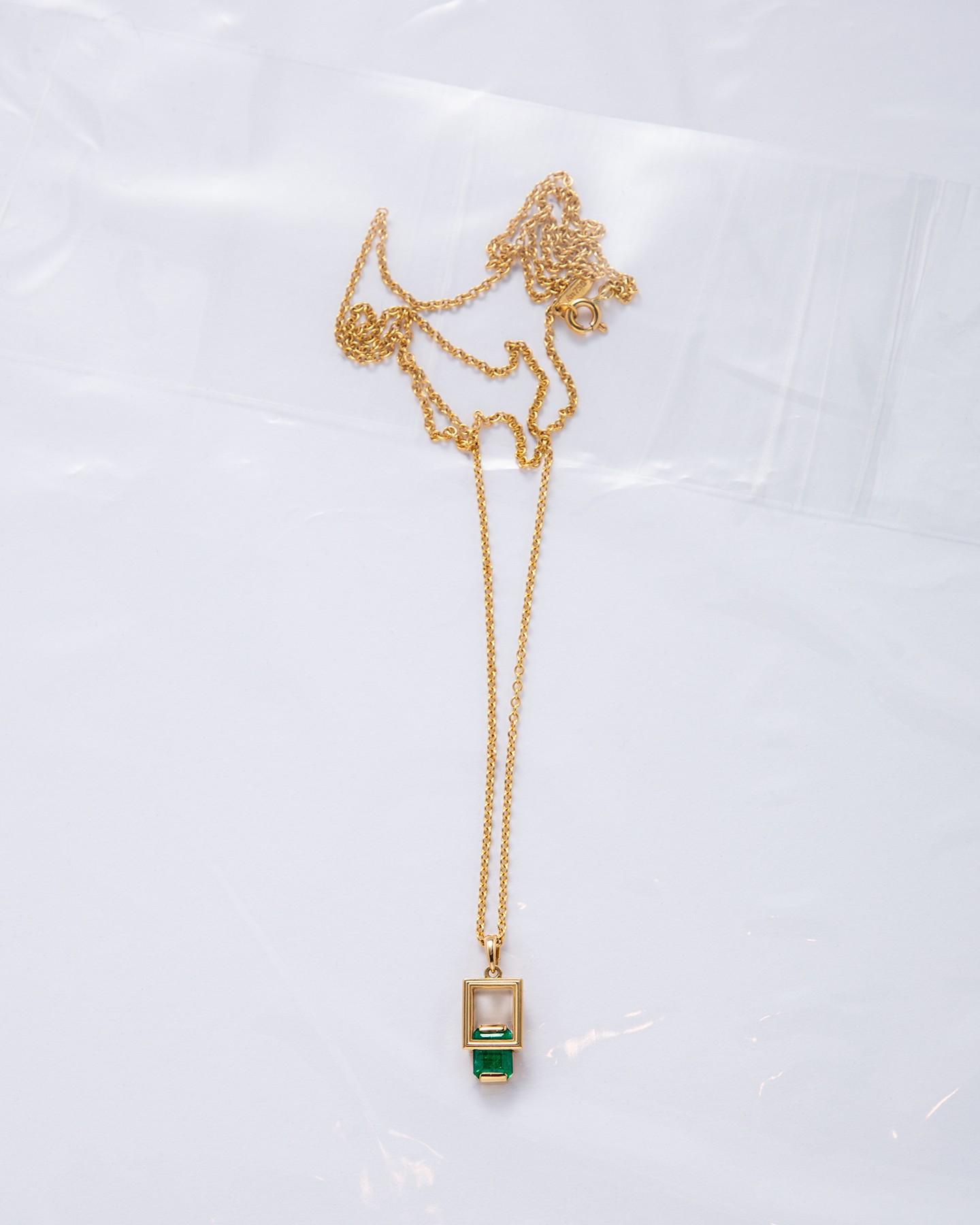 Out of frame emerald necklace 1.081ct/one of a kind(鑑別書付き)