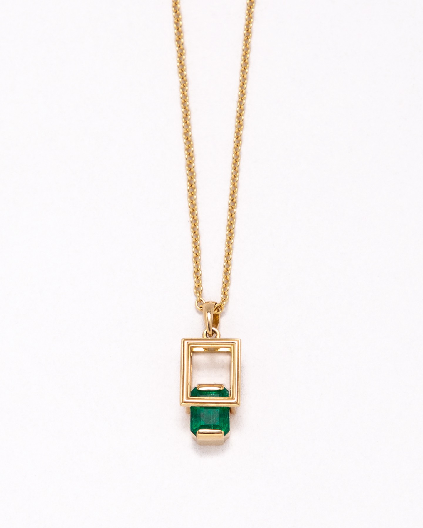 Out of frame emerald necklace 1.081ct/one of a kind(鑑別書付き)
