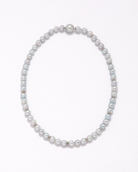 Seamless pearl necklace