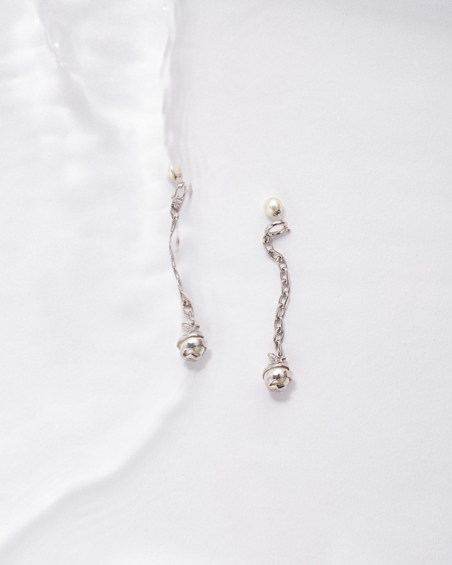 akoya pearl chain ear pierce long-RIGHT