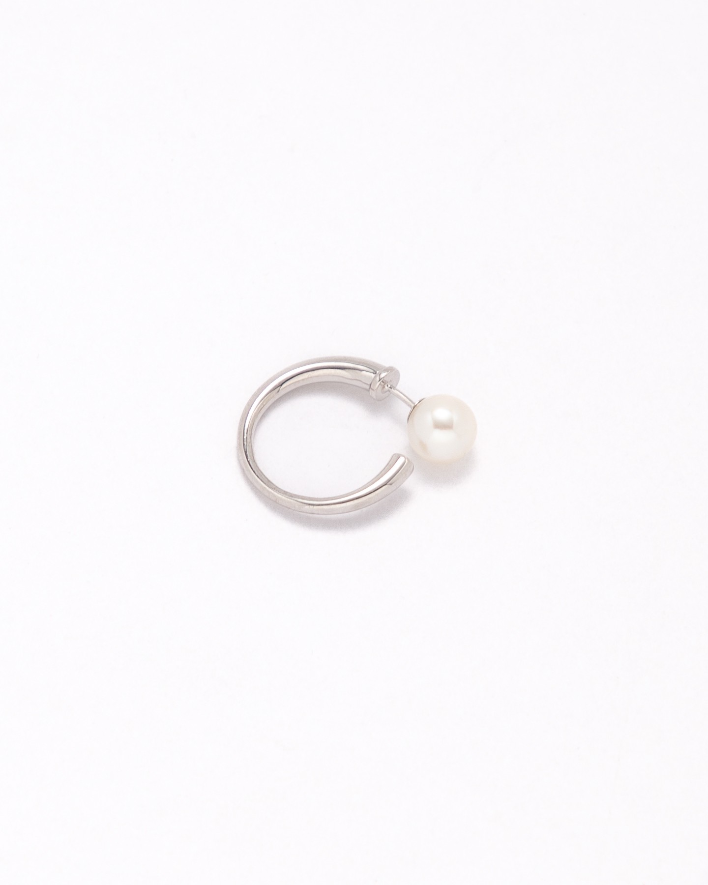 Akoya pearl catch hoop earrings(pair)