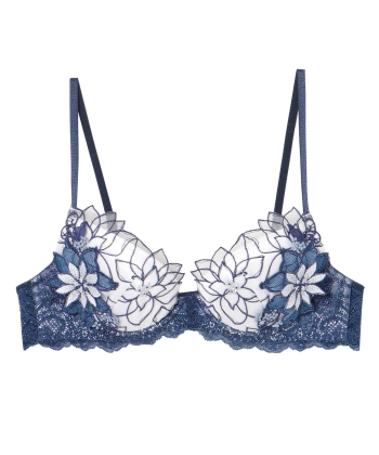 シグナス グレースシルク ブラ