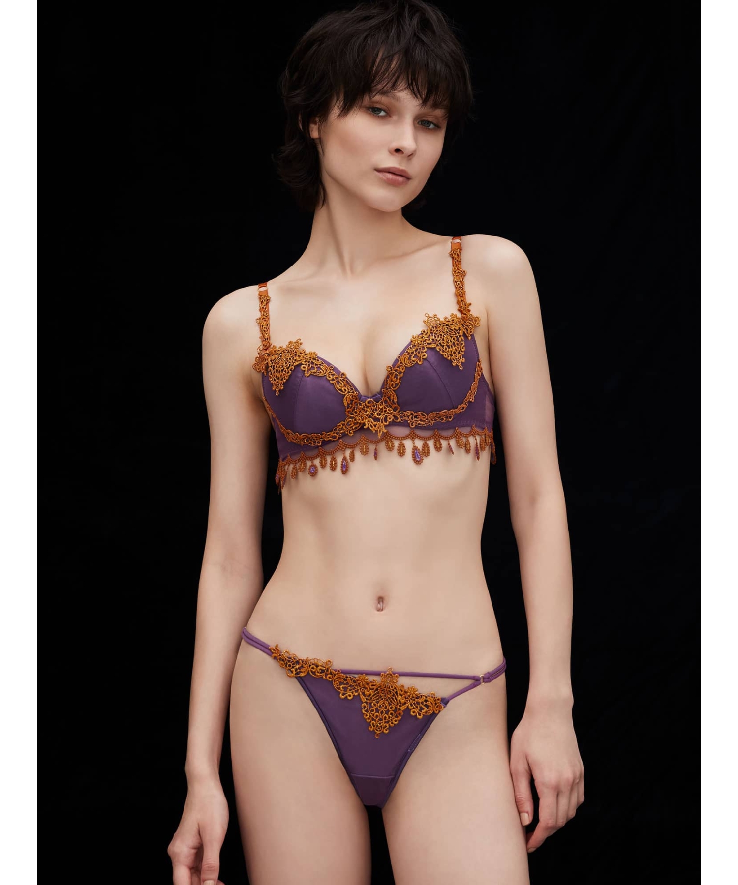 ホリー ショーツ