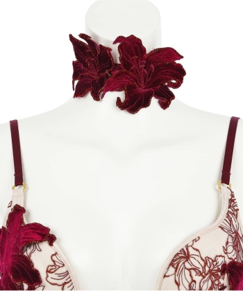 センシュアルリリー チョーカー