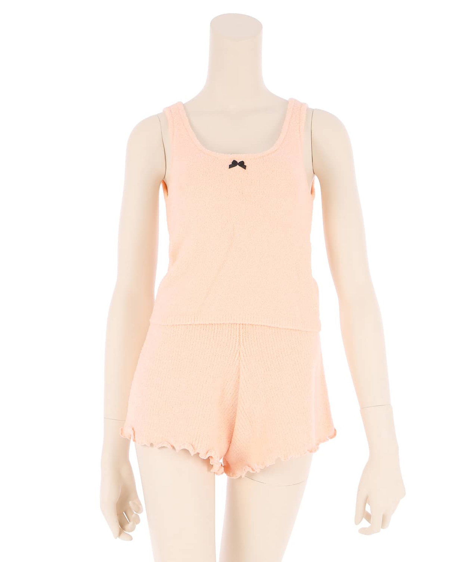 カップ付きニットセットアップ