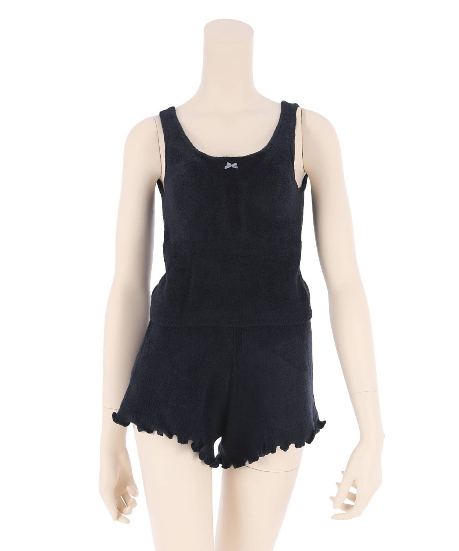 カップ付きニットセットアップ