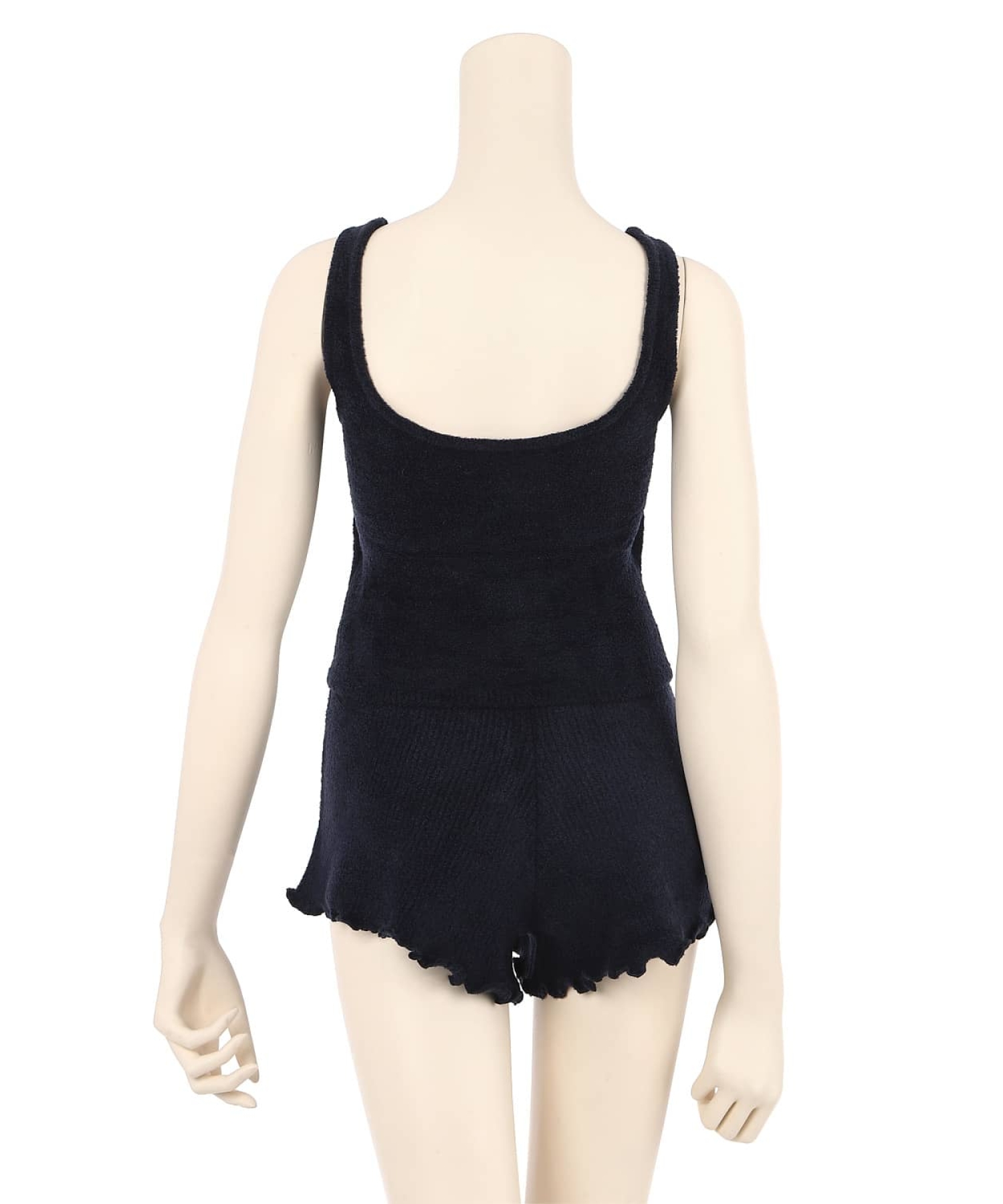 カップ付きニットセットアップ